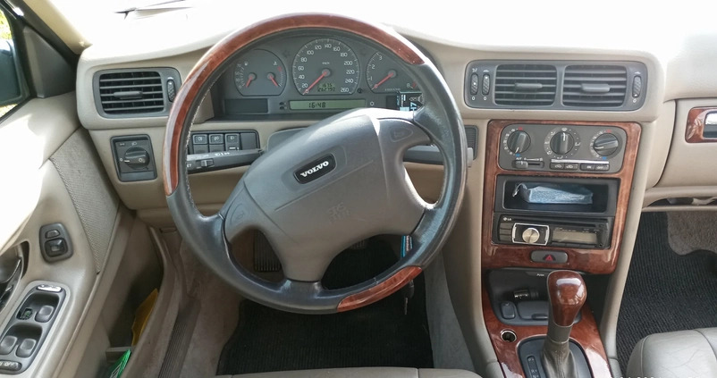 Volvo S70 cena 8500 przebieg: 267000, rok produkcji 1997 z Malbork małe 79